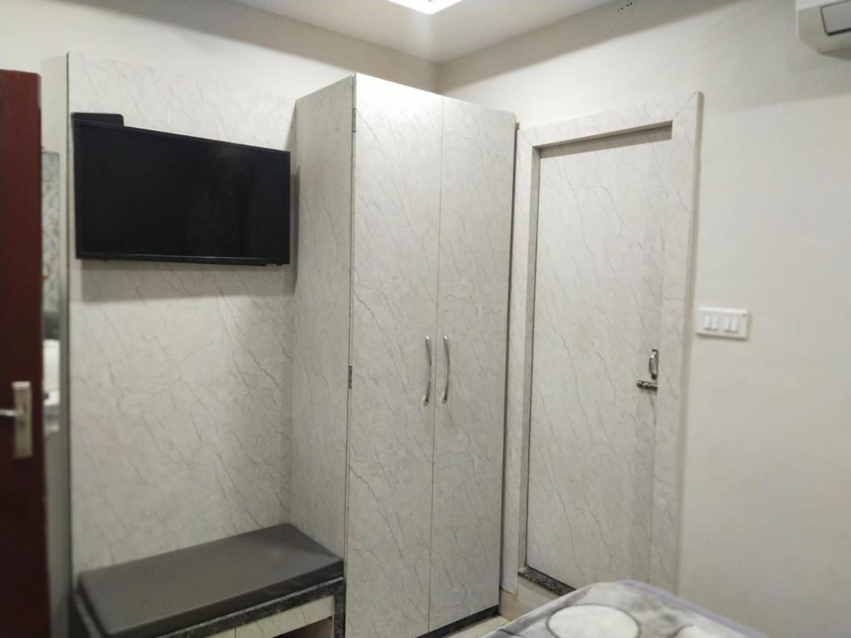 Hotel Gateway Kailash พาราณสี ภายนอก รูปภาพ