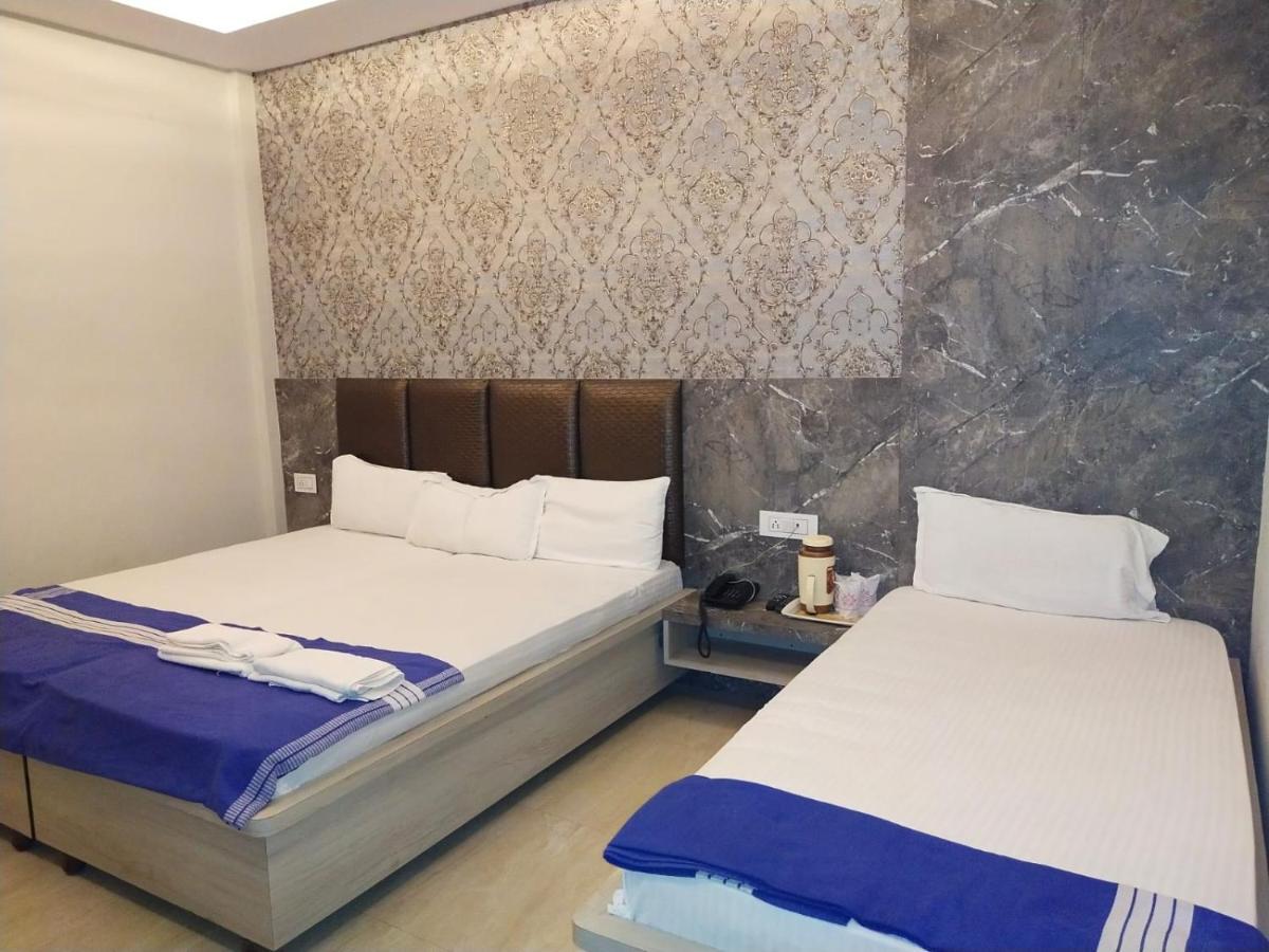 Hotel Gateway Kailash พาราณสี ภายนอก รูปภาพ